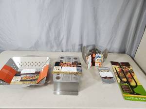 lot 225 image: New Nordic Ware BBQ Items