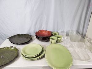 lot 230 image: New and Display Model Glassware