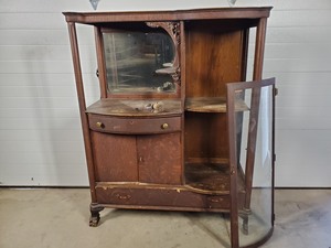 lot 3A image: Rare Antique China Cabinet  Hutch with Curved Glass Door