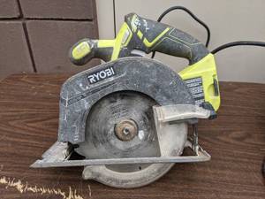 lot 16 image: Power Tool Bundle- Ryobi Saw, Skill Citcular SawHeavy Duty Ball Bearing Machine