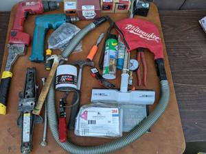 lot 78 image: Great Hand Tool Bundle-Drills, Hammers and MORE