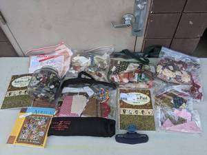 lot 100 image: Mega Quilting Bundle