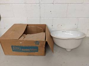 lot 85 image: Gerber Sink