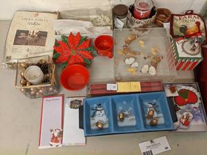 lot 88 image: Christmas Bundle and More
