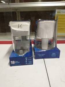 lot 16 image: 1  UltraMax 18-Cup Extra Large Filtered Water Dispenser BRITA LONGLAST LEAD- REMOVING FILTER