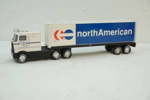Toy truck