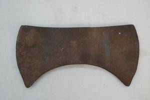 Axe head