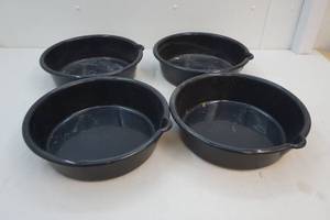 Oil pans