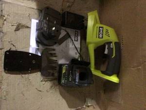 Ryobi ONE 18V Cordless Battery Grass Shear Trimmer with 1.5 Ah Battery and Charger see pictures