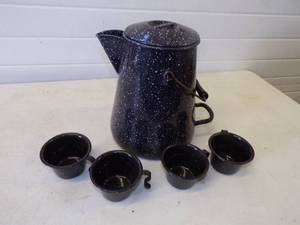 lot 62 image: Vintage Coffee Pot with 4 Cups