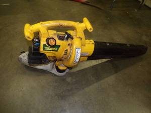 lot 185 image: Yardman Blower Vac