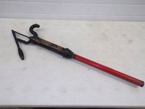 lot 37 image: Vintage Oil Pump