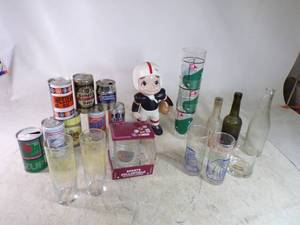 lot 86 image: Miscellaneous lot of Vintage Beverage Cans Ceramic Football Player and Glassware