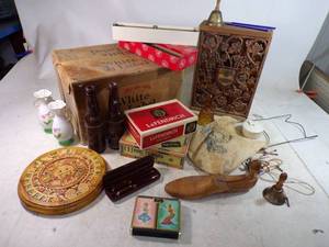 lot 166 image: Miscellaneous Lot Cigar Boxes, White Label Box, Clothes Pin Bag, Player Piano Reels and More