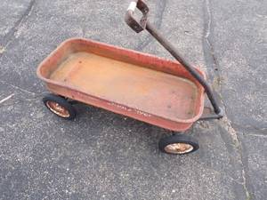 lot 172 image: Vintage Red Wagon