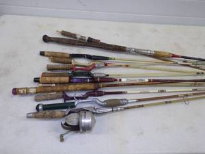 lot 177 image: Vintage Lot of Fishing Poles