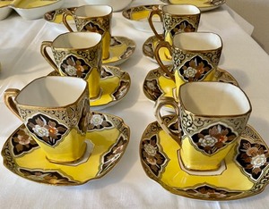 lot 89 image: Hand Painted Nippon China