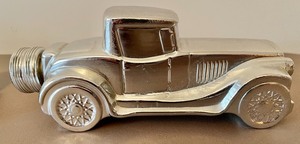 lot 73 image: 3 Avon Cologne Cars
