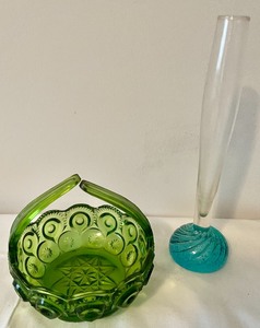 lot 103 image: Vintage Colored Glass Items