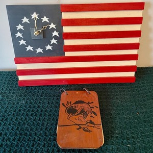 lot 111 image: Americana Grouping