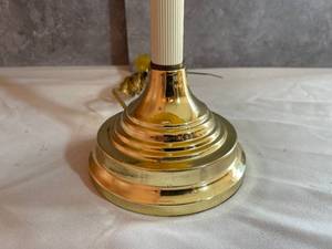 lot 158 image: Brass Table Lamp