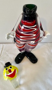 lot 206 image: Art Glass Clown Decanter