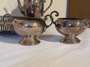 lot 242 image: English Mark 4 Piece Silver Plate Tea Set