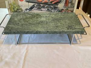lot 263 image: Eureka Hot Stone