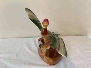 lot 272 image: 1940s Duck TV Lamp