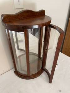 lot 289 image: Vintage Wooden Half Round Wall Mount Display With Glass Door
