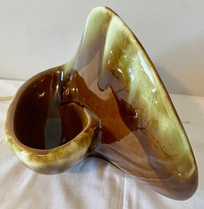 lot 355 image: 1940s TV Lamp