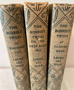 lot 361 image: Vintage 1926 Bobsey Twins Books