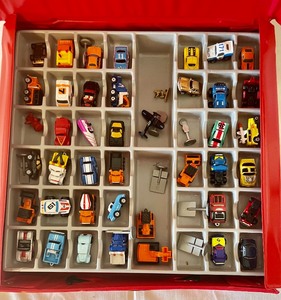lot 403 image: Micro Minis in a Collectors Case