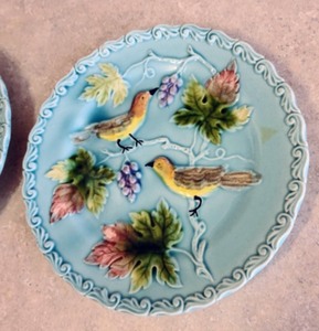 lot 440 image: Pair of Majolica Dishes