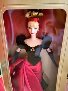 lot 454 image: Avon Barbie and Ornament