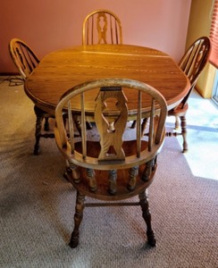lot 455 image: Oak Dining Set