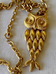 lot 489 image: Vintage Articulated Clown Necklace