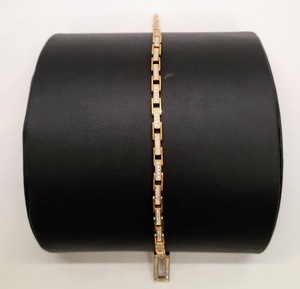 lot 491 image: 14K Gold and Diamond Tennis Bracelet