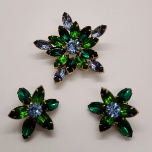 lot 498 image: Vintage Rhinestone Jewelry