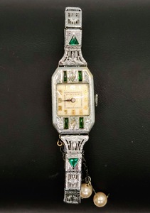 lot 499 image: Vintage Art Deco Watch by Fontain