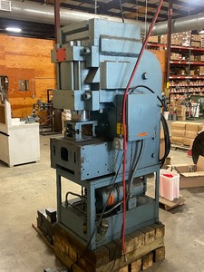 Crosby National 150-Ton Hydraulic Press