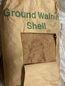 Full Pallet Of Bagged Walnut Shells For Sandblasting  Tumbling