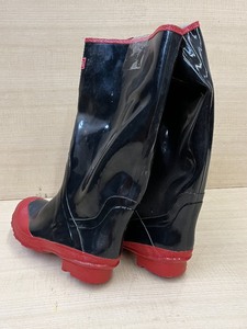 Boss Steel-Shank Size-9 Rubber Work Boots