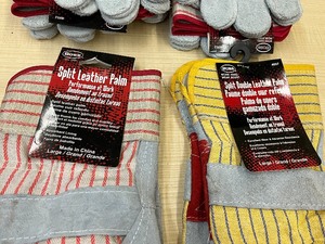 Lot Of (8) Pairs Of Size Large Leather Work Gloves