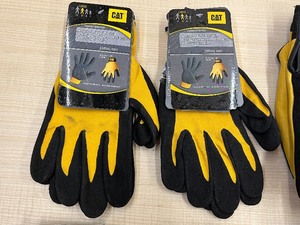 Lot Of (6) Pairs Of CAT Size L - XL Assorted Work Gloves