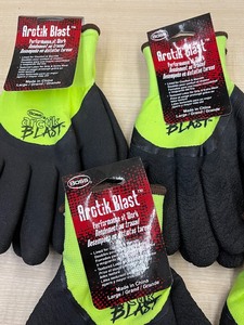 Lot Of (5) Pairs Of Size Large Artik-Blast Rubber-Lined & Insulated Work Gloves