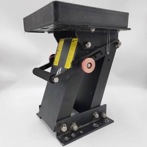 GarelickEez-In 7109001 Aluminum Auxiliary Motor Bracket for 4 Stroke Motors (Used Good Condition)
