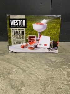 Weston 16-Cup Red and White Electric Tomato Strainer. See Pictures