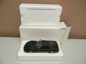 lot 64 image: BROOKFIELD 124 SCALE DIECAST 1997 CORVETTE - BLACK - NEW IN THE BOX - NICE - SEE PICTURES