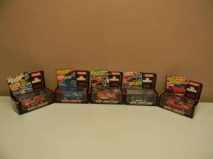 lot 71 image: ROAD CHAMPIONS 143 SCALE 55, 57, 63, 63, 97 CORVETTES - NEW IN BOX - SEE PICTURES